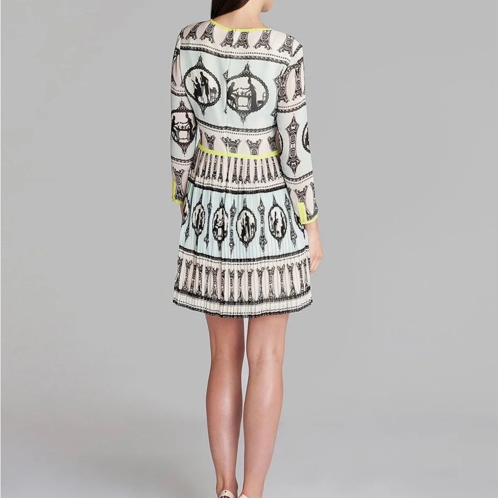 Ted Baker Cream and Black Graphic Long Sleeve Dress - Picture 2 of 6